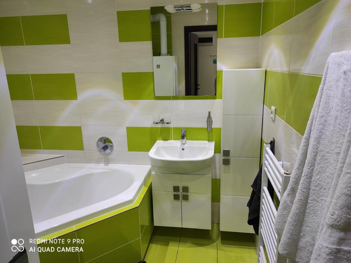 Apartman Mb Poprad Exterior foto