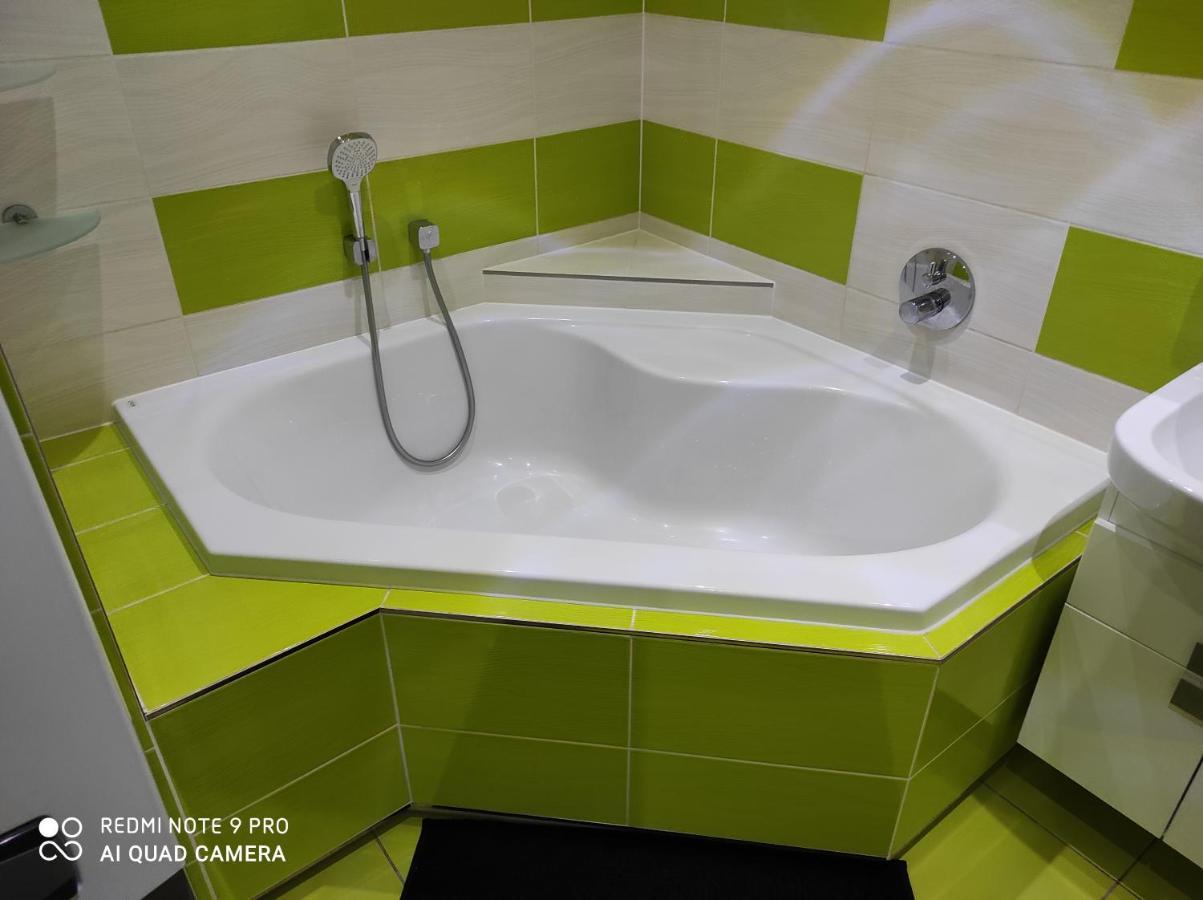 Apartman Mb Poprad Exterior foto